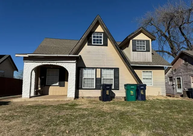 Homes for sale in Oklahoma City, OK | 1117 Sw 28th St, Oklahoma City, OK 73109 | MLS# 1210181