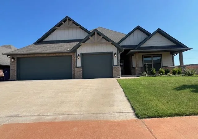 Photo 1 of Sale Pending at 9212 Sw 44th Terrace, Oklahoma City, OK 73179 | MLS# 1210235 | Listing updated on 2026-03-06