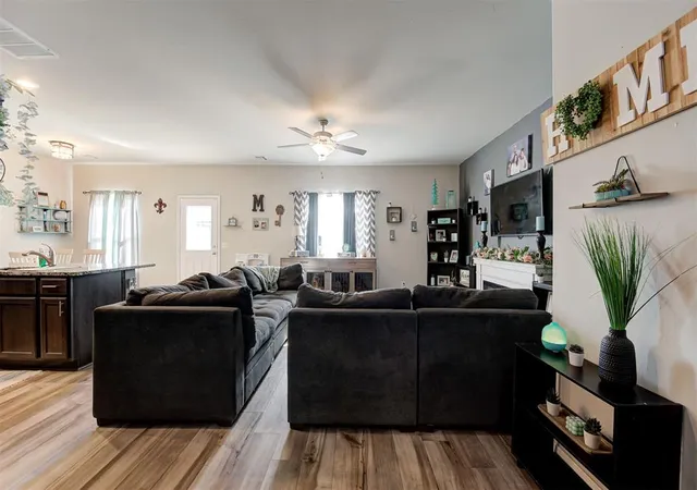 4th image of 1016 Nw 3Rd St, Newcastle, OK 73065 | MLS# 1210403