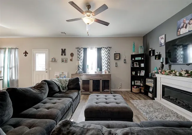 5th image of 1016 Nw 3Rd St, Newcastle, OK 73065 | MLS# 1210403