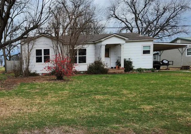 Photo 1 of Single family home for sale at 701 S Main St, Grandfield, OK 73546 | MLS# 1210473 | Listing updated on 2026-06-03