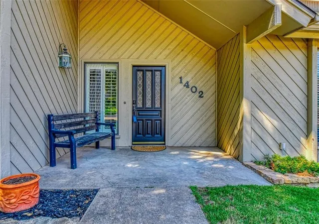 Photo 3 of Single family home for sale at 1402 Broad Acres Dr, Norman, OK 73072 | MLS# 1210546 | Listing updated on 2026-10-01