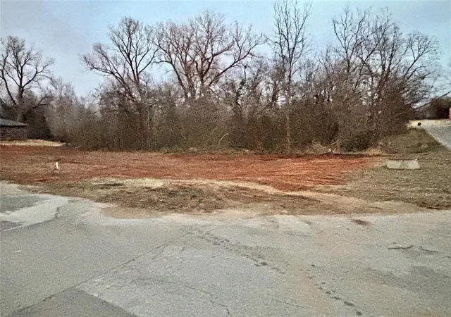 Photo 3 of Land for sale at 310 Sw 6th Street, Jones, OK 73049 | MLS# 1210688 | Listing updated on 2026-02-26