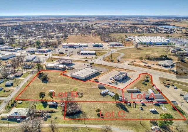 3rd image of 1107 W Gentry Ave, Checotah, OK 74426 | MLS# 1210835