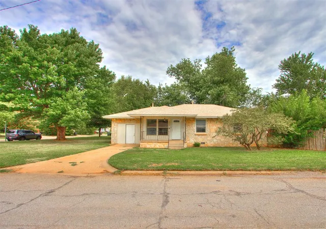 5th image of 4229 Del Rd, Del City, OK 73115 | MLS# 1211251