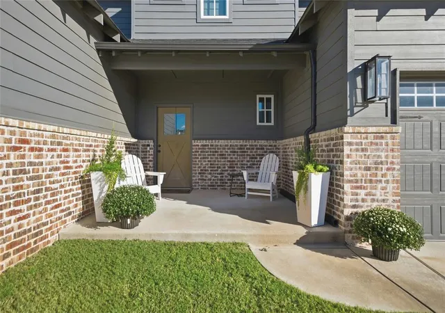 image of 4405 Ne 125th Ct, Edmond, OK 73013 | MLS# 1211256