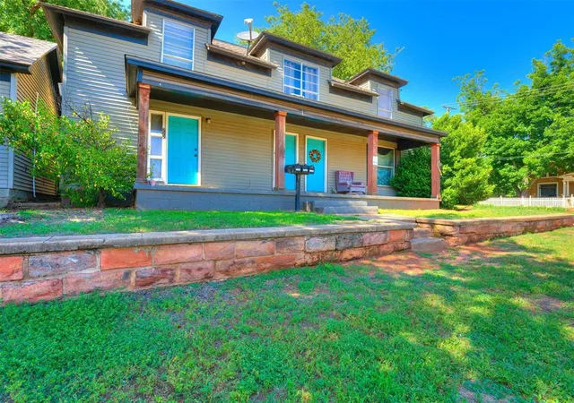 Photo 3 of Multi family home for sale at 220 E Springer Ave, Guthrie, OK 73044 | MLS# 1211287 | Listing updated on 2026-09-14