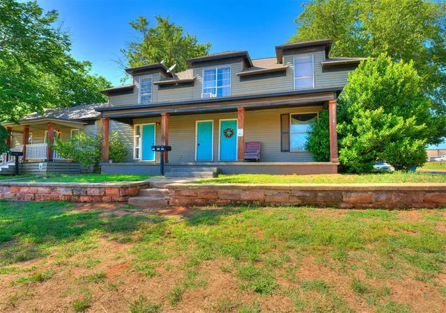 Photo 3 of Multi family home for sale at 220 E Springer Ave, Guthrie, OK 73044 | MLS# 1211287 | Listing updated on 2026-09-14