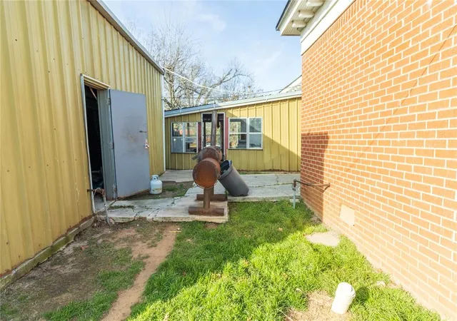 19th image of 2130 Nw 17th St, Oklahoma City, OK 73107 | MLS# 1211289