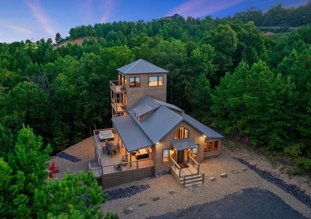 Photo 1 of Single family home for sale at 119 Gentry Oak Ln, Broken Bow, OK 74728 | MLS# 1211349 | Listing updated on 2026-08-28