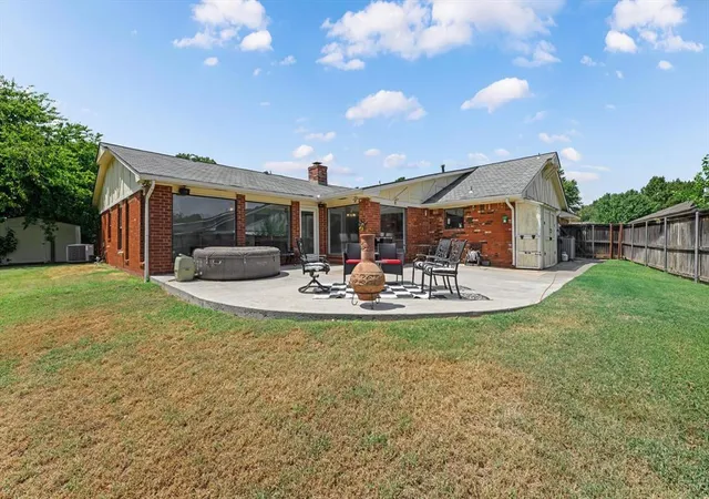 Photo 2 of Single family home for sale at 8208 Nw 114th Street, Oklahoma City, OK 73162 | MLS# 1211545 | Listing updated on 2026-08-21