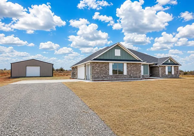 1st image of 1983 Twin Spires Trl, Blanchard, OK 73010 | MLS# 1211664