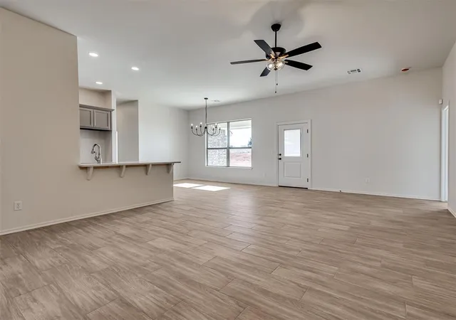 Photo 4 of Single family home for sale at 1983 Twin Spires Trl, Blanchard, OK 73010 | MLS# 1211664 | Listing updated on 2026-08-08