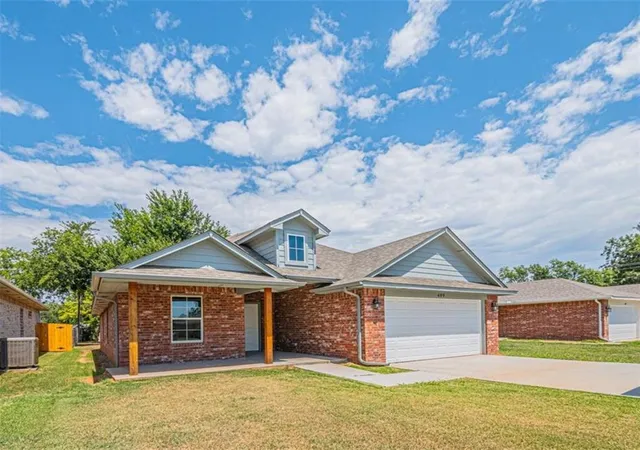 2nd image of 409 Grove St, Perry, OK 73077 | MLS# 1211724