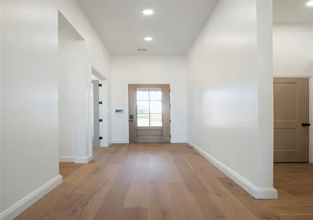 Photo 4 of Sale Pending at 7805 NW 163rd Street, Edmond, OK 73013 | MLS# 1211749 | Listing updated on 2026-08-03