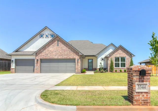 Photo 2 of Single family home for sale at 3344 Sagebrush Pl, Yukon, OK 73099 | MLS# 1211863 | Listing updated on 2026-09-22