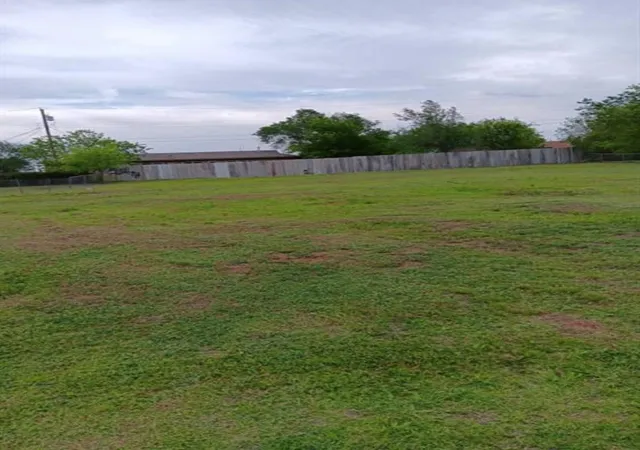 Photo 3 of Sale Pending at 1315 Sw Bishop Rd, Lawton, OK 73501 | MLS# 1211964 | Listing updated on 2026-02-09