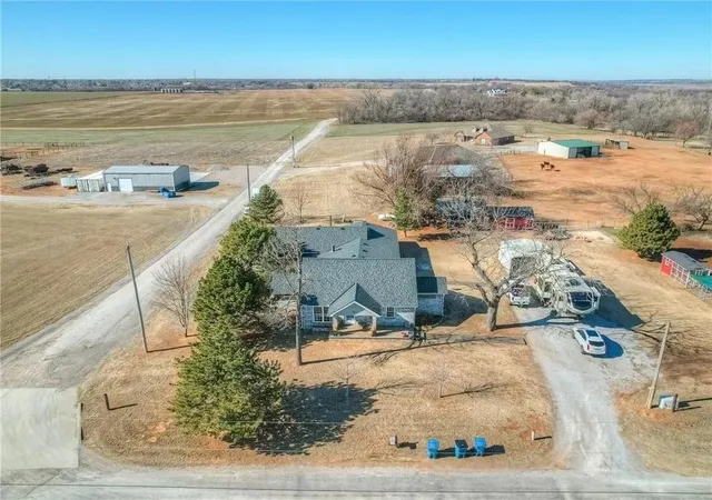 5th image of 1701 N Morgan Rd, Tuttle, OK 73089 | MLS# 1212046