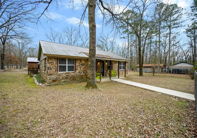 Photo 4 of Single family home for sale at 58 Tahnee Ln, Broken Bow, OK 74728 | MLS# 1212054 | Listing updated on 2026-02-05