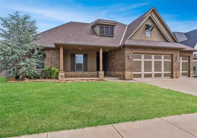 Photo 2 of Single family home for sale at 205 Nw 152nd Street, Edmond, OK 73013 | MLS# 1212220 | Listing updated on 2026-08-26