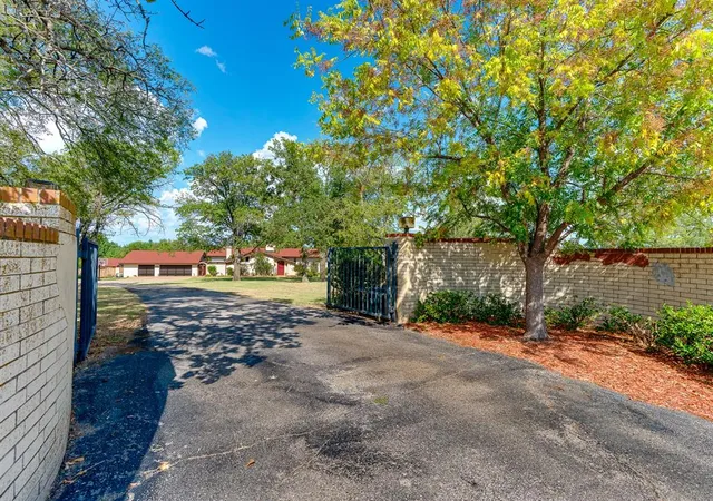 1st image of 1404 Charles Dr, Shawnee, OK 74804 | MLS# 1212429