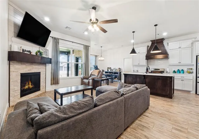 4th image of 10413 Sw 51St St, Mustang, OK 73064 | MLS# 1212456