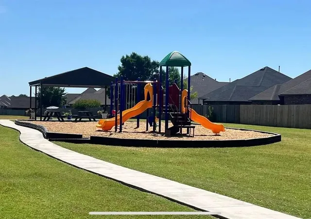 26th image of 12112 Sw 18th St, Yukon, OK 73099 | MLS# 1212603