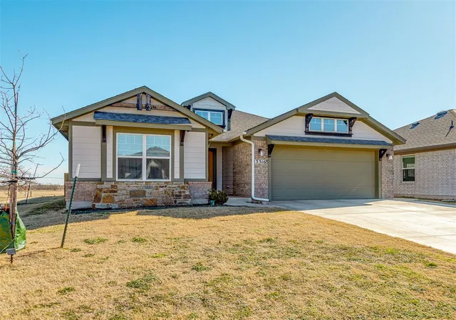 Photo 1 of Single family home for sale at 13316 Mesquite Trl, Yukon, OK 73099 | MLS# 1212647 | Listing updated on 2026-03-24