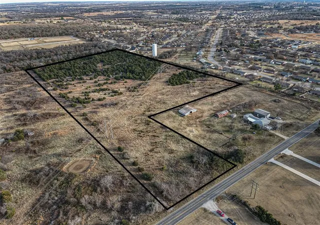 1st image of Dobbs Rd, Harrah, OK 73045 | MLS# 1212826