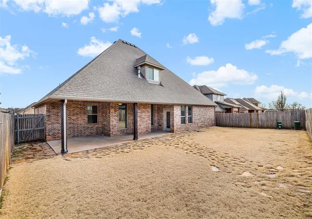 Photo 40 of Single family home for sale at 1113 Lindsey Ln, Moore, OK 73160 | MLS# 1212968 | Listing updated on 2026-05-21
