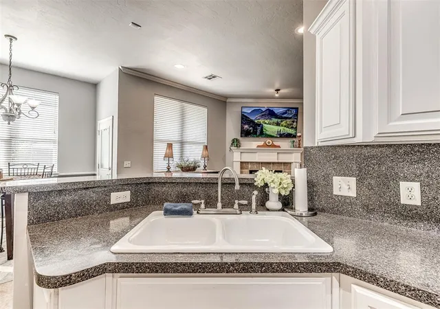 Photo 5 of Single Family Residence at 2036 SW 33rd Street, Moore, OK 73170 | MLS# 1212974 | | Sold on 2026-03-20