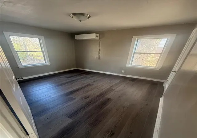 5th image of 2733 Ne Success St, Oklahoma City, OK 73111 | MLS# 1213230