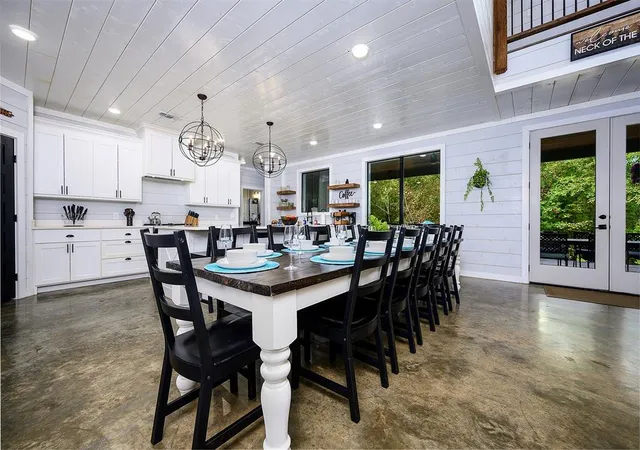 Photo 3 of Single family home for sale at 249 N Alaqua Trl, Broken Bow, OK 74728 | MLS# 1213419 | Listing updated on 2026-10-08