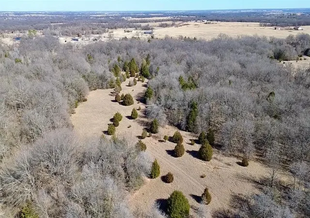 Photo 2 of Land for sale at 002 N County Rd 3220, Pauls Valley, OK 73075 | MLS# 1213466 | Listing updated on 2026-08-31
