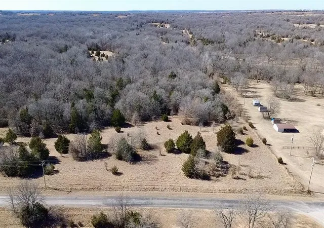 Photo 3 of Land for sale at 002 N County Rd 3220, Pauls Valley, OK 73075 | MLS# 1213466 | Listing updated on 2026-08-31