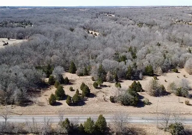 Photo 4 of Land for sale at 002 N County Rd 3220, Pauls Valley, OK 73075 | MLS# 1213466 | Listing updated on 2026-08-31
