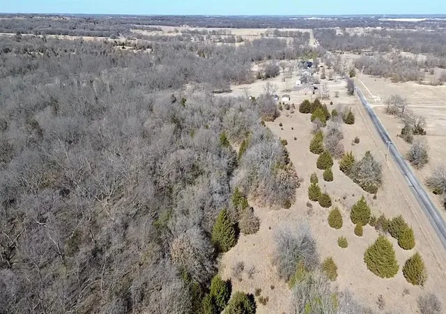 Photo 5 of Land for sale at 002 N County Rd 3220, Pauls Valley, OK 73075 | MLS# 1213466 | Listing updated on 2026-08-31