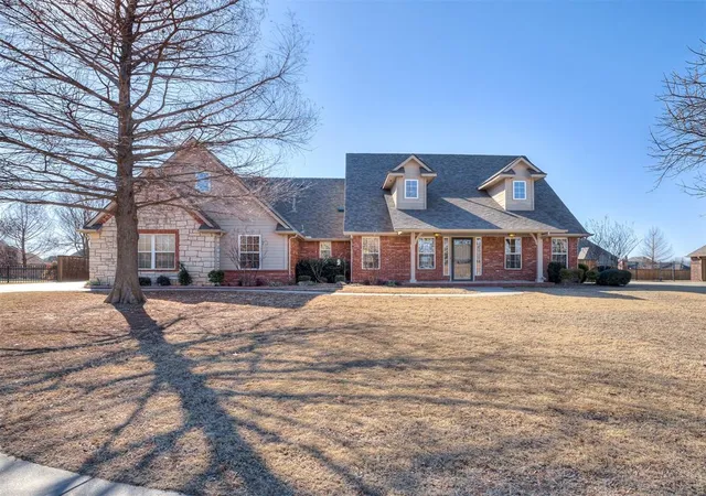 Photo 2 of Single Family Residence at 1304 Redbud Ct, Moore, OK 73160 | MLS# 1213632 | | Sold on 2026-03-26