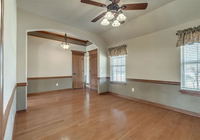 Photo 5 of Single Family Residence at 1304 Redbud Ct, Moore, OK 73160 | MLS# 1213632 | | Sold on 2026-03-26