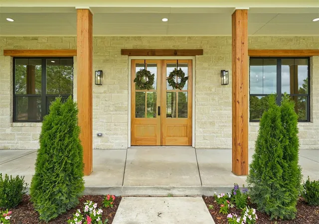 3rd image of 9400 Elisabeth Dr, Guthrie, OK 73044 | MLS# 1213747