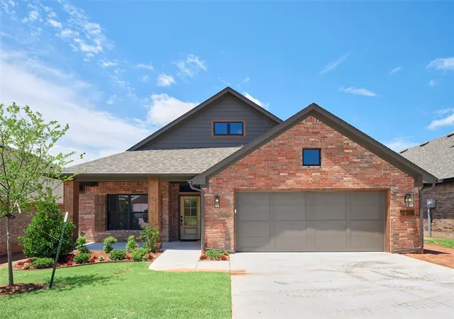 2nd image of 16309 Dakota Dr, Oklahoma City, OK 73170 | MLS# 1213749