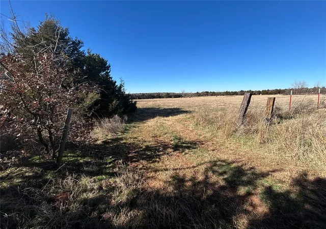 1st image of Ne 4400 1 W County Rd 76 Rd, Guthrie, OK 73044 | MLS# 1213795
