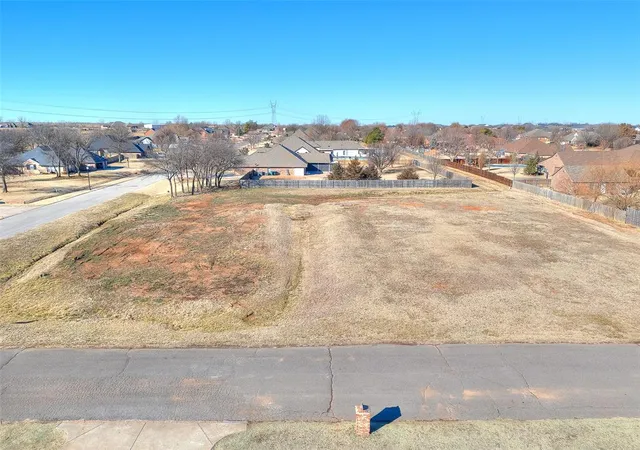 5th image of 13033 Sw 10Th St, Yukon, OK 73099 | MLS# 1213889