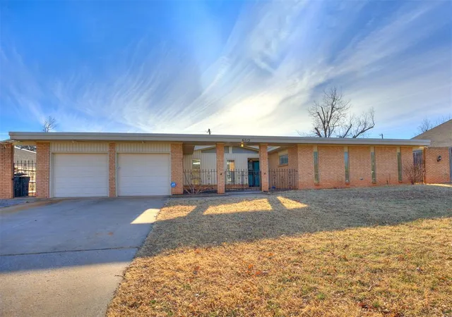 Homes for sale in Oklahoma City, OK | 6712 N Saint Clair Ave, Oklahoma City, OK 73116 | MLS# 1213907