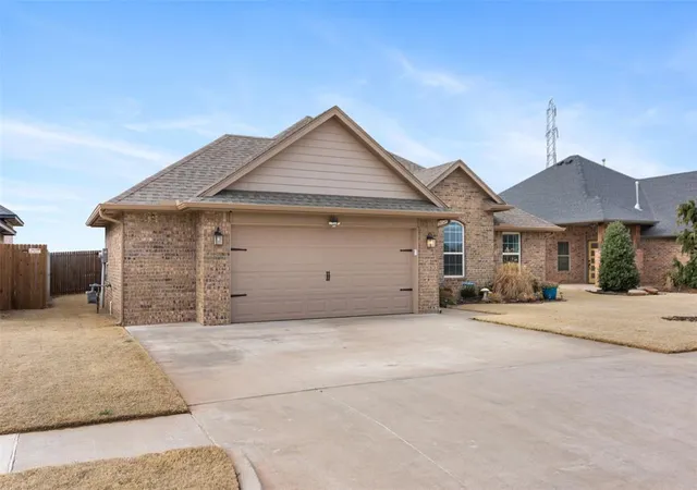Photo 3 of Single Family Residence at 7309 Elaine St, Yukon, OK 73099 | MLS# 1214012 | | Sold on 2026-04-10