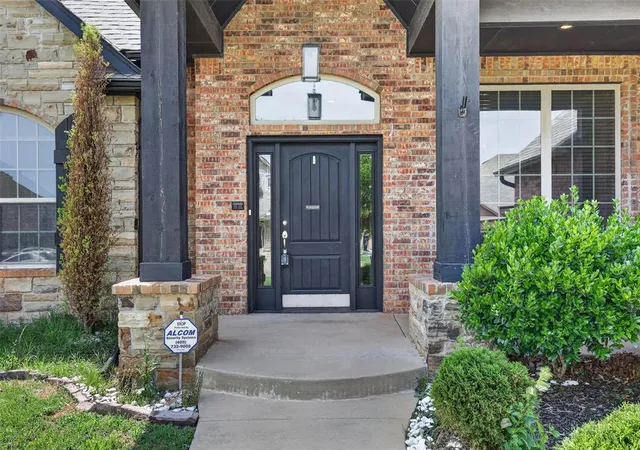 2nd image of 18509 Feliz Dr, Edmond, OK 73012 | MLS# 1214099