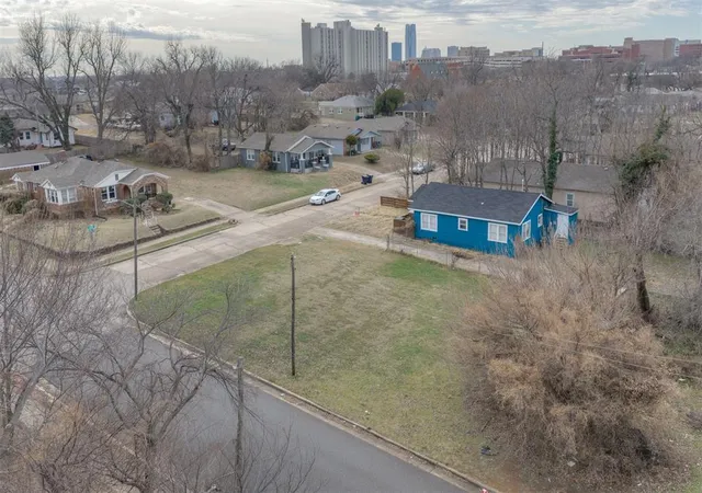 Homes for sale in Oklahoma City, OK | 1453 Ne 14Th St, Oklahoma City, OK 73117 | MLS# 1214146