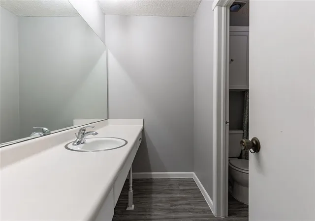 image of 827 Red Bird Ln, Norman, OK 73072