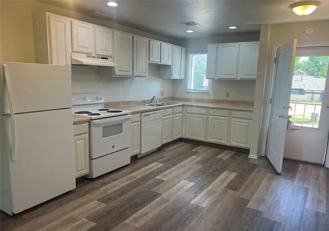 Photo 2 of Multi family home for sale at 2256 Donna Dr #2264, Norman, OK 73071 | MLS# 1214535 | Listing updated on 2026-07-22