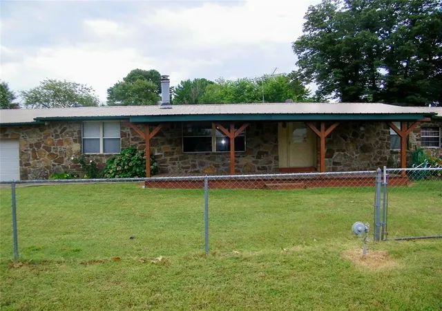 3rd image of 417614 E 1123 Rd, Checotah, OK 74426 | MLS# 1214707